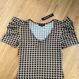 Houndstooth Ruched Sleeved Midi Dress